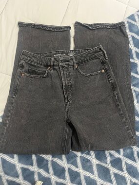 Old Navy Women's Washed Black sky-hi wide-Leg Jeans size 4 petite